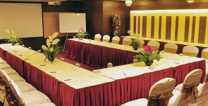 The Arcadia Hotel Coimbatore Eksteriør billede