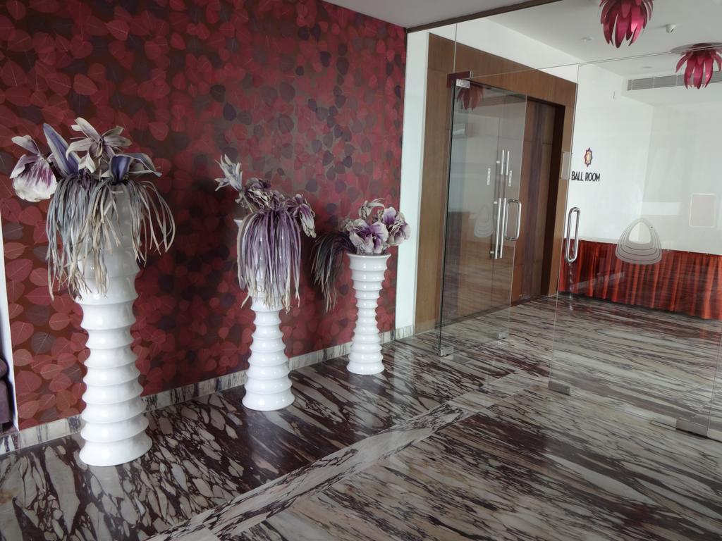 The Arcadia Hotel Coimbatore Eksteriør billede