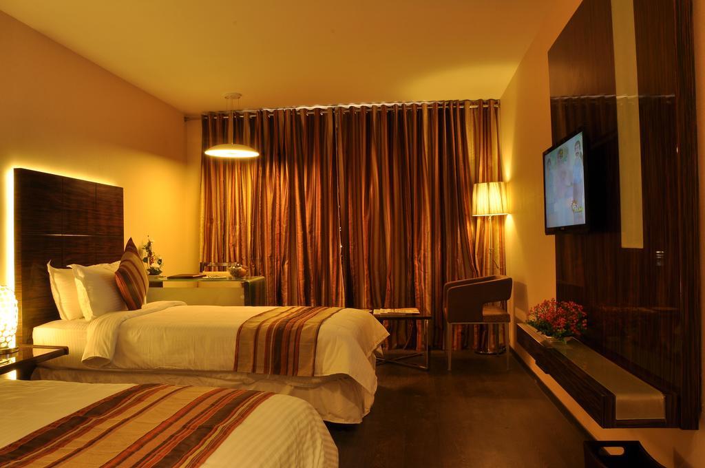 The Arcadia Hotel Coimbatore Eksteriør billede