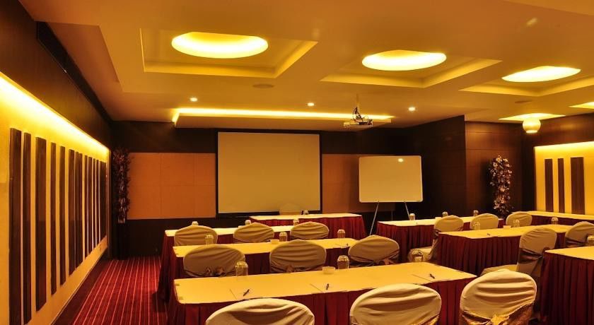 The Arcadia Hotel Coimbatore Eksteriør billede